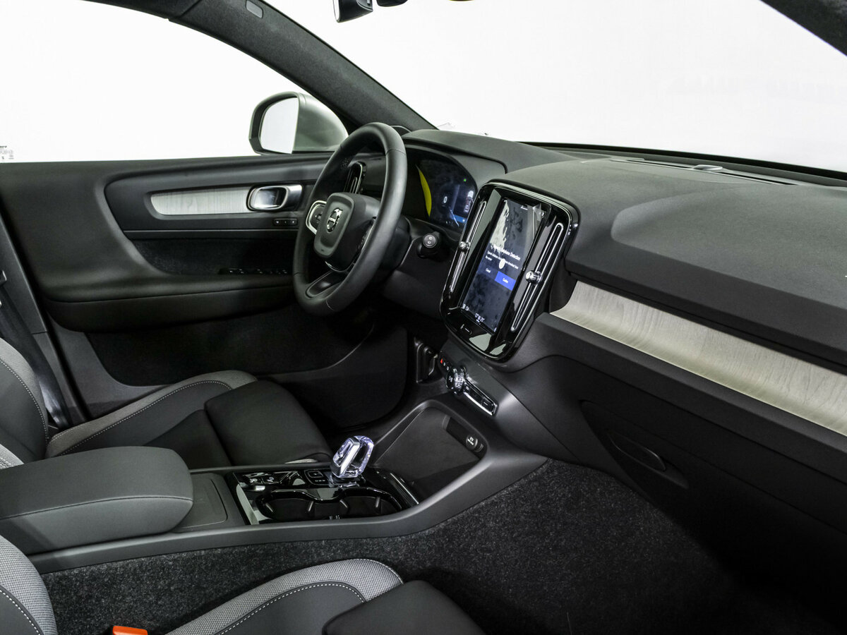 Volvo XC40 I Рестайлинг, 2024 Фото №5