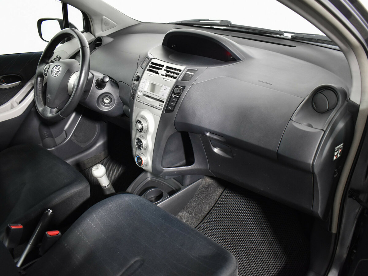 Toyota Yaris II, 2008 Фото №12