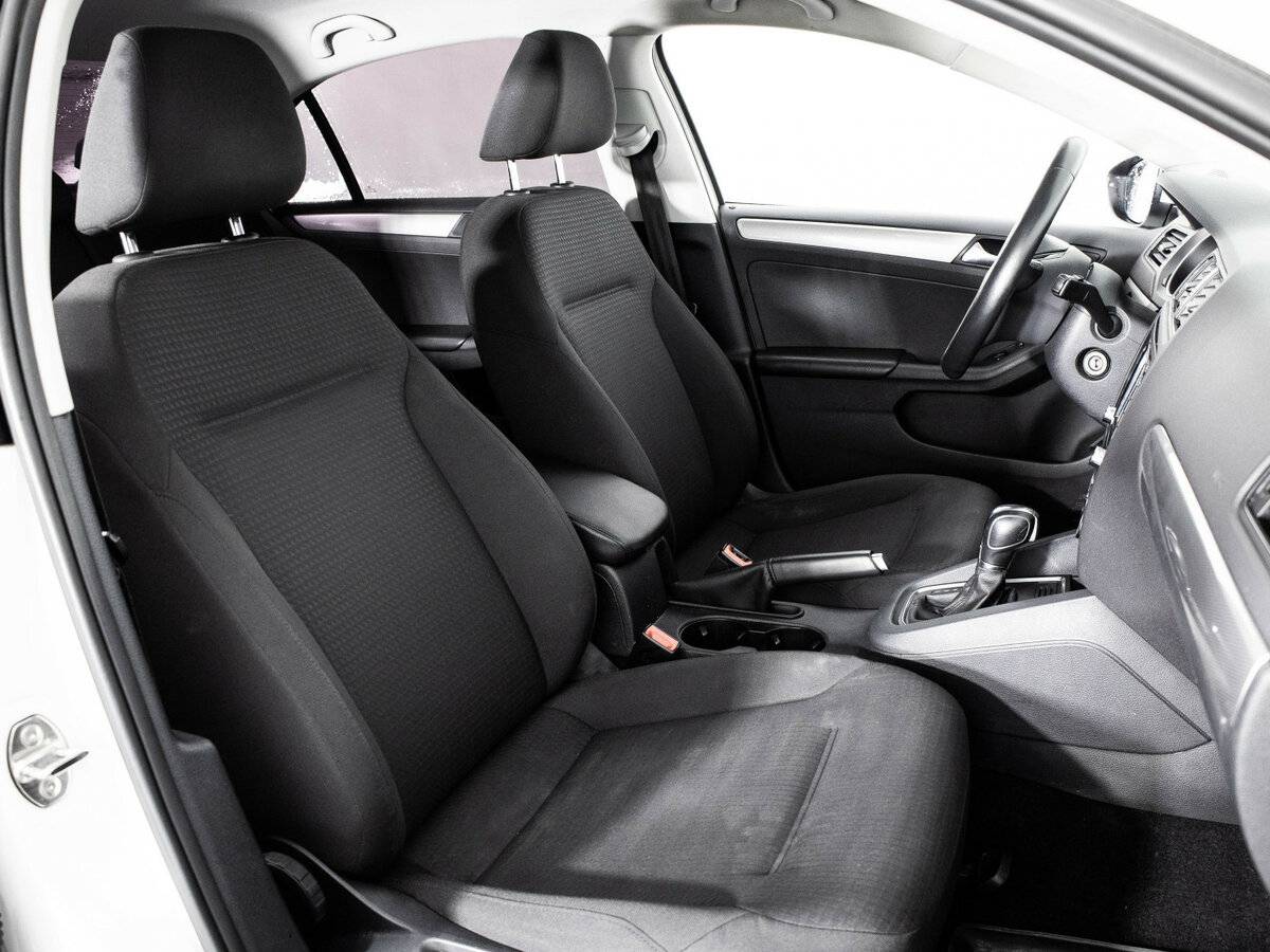 Volkswagen Jetta VI Рестайлинг, 2016 Фото №10