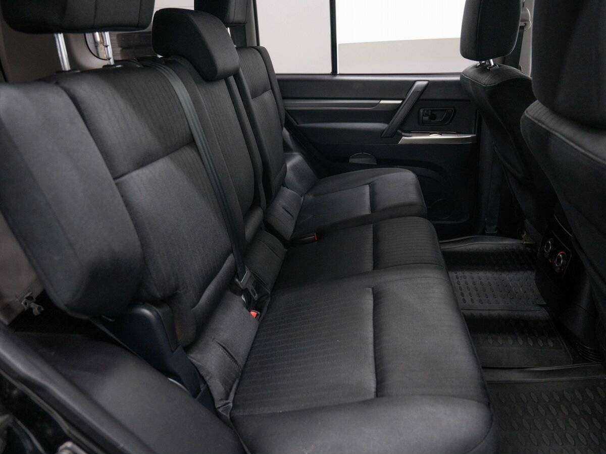 Mitsubishi Pajero, 2011 Фото №10