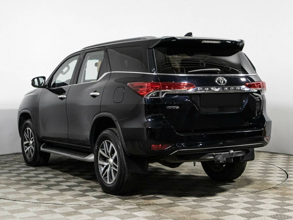 Toyota Fortuner, 2019 Фото №7