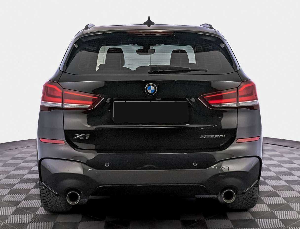 BMW X1 20i xDrive, 2020 Фото №6