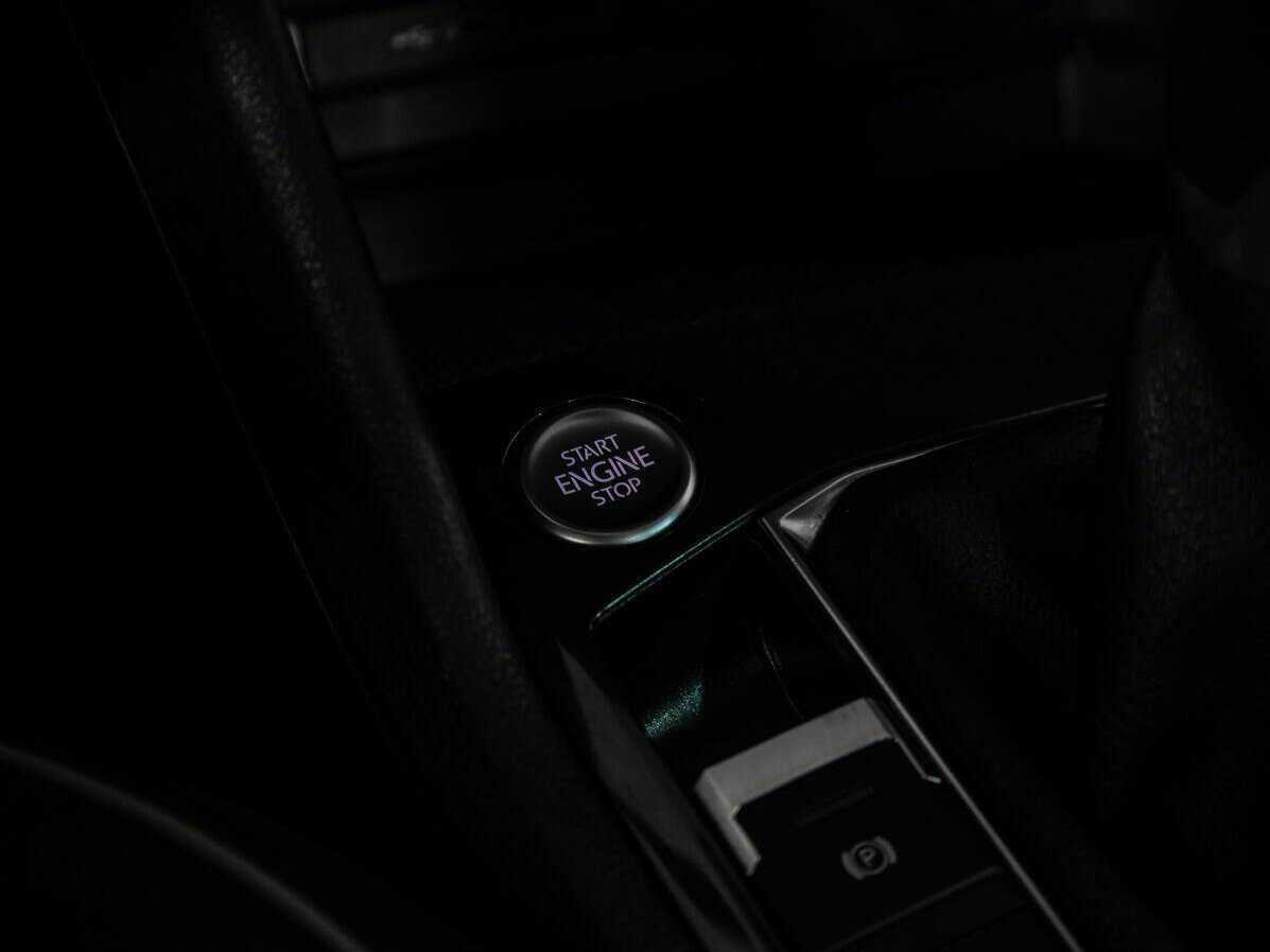 Volkswagen Tiguan, 2021 Фото №18