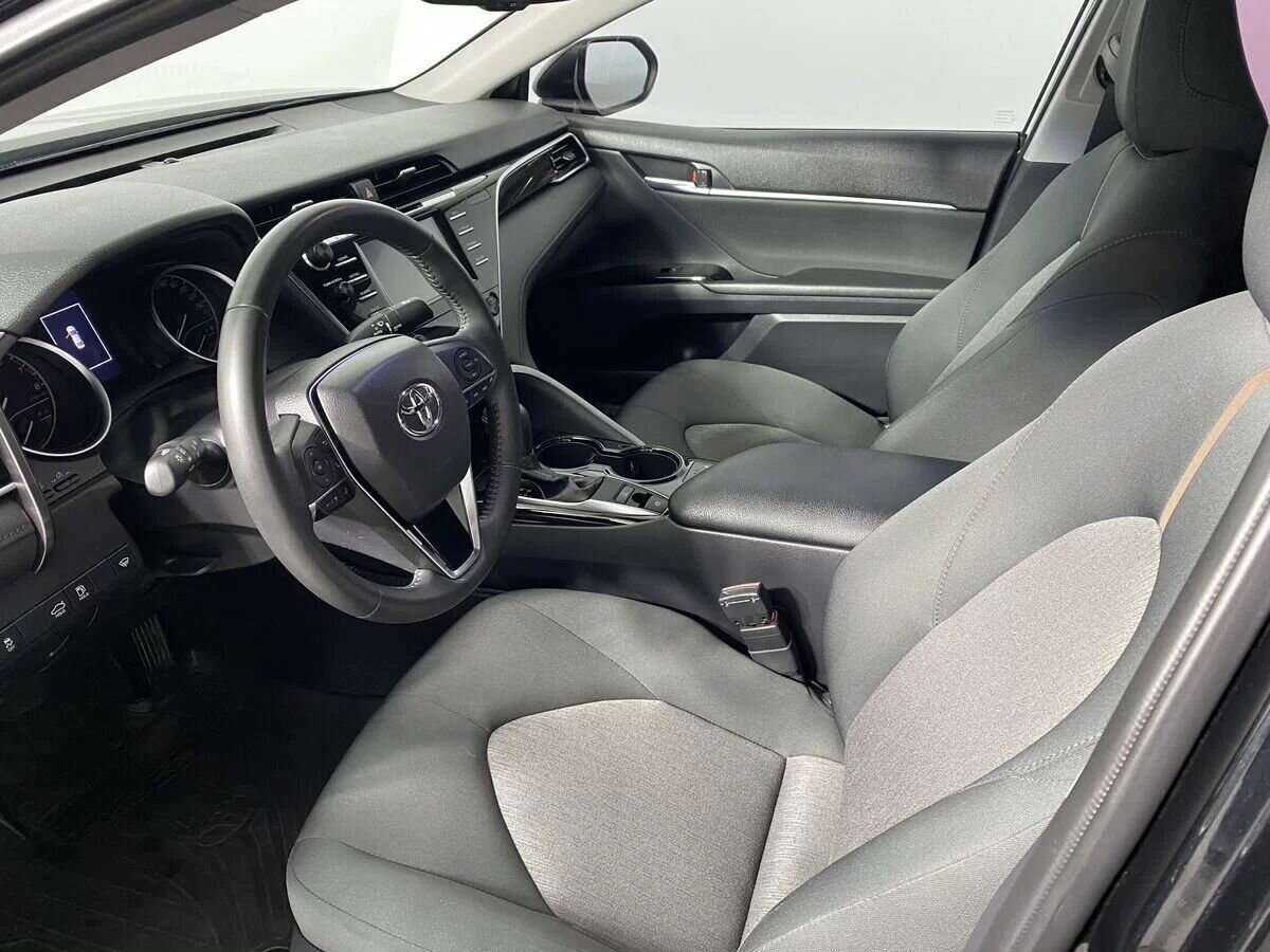 Toyota Camry, 2020 Фото №8