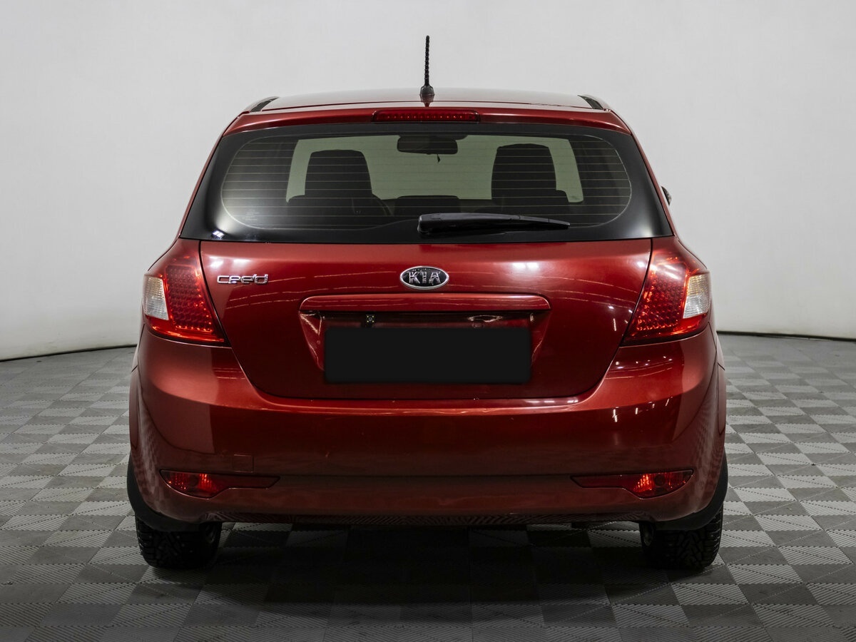 Kia Ceed I Рестайлинг, 2011 Фото №6