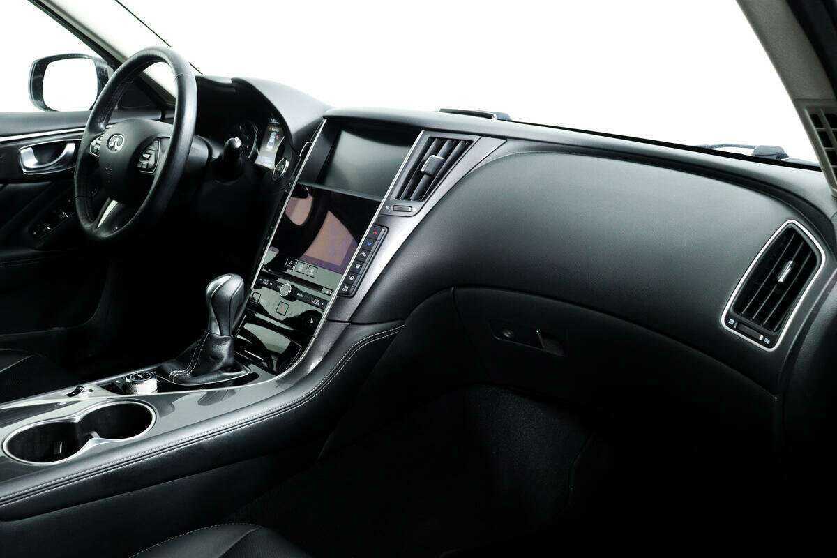 Infiniti Q50, 2016 Фото №7