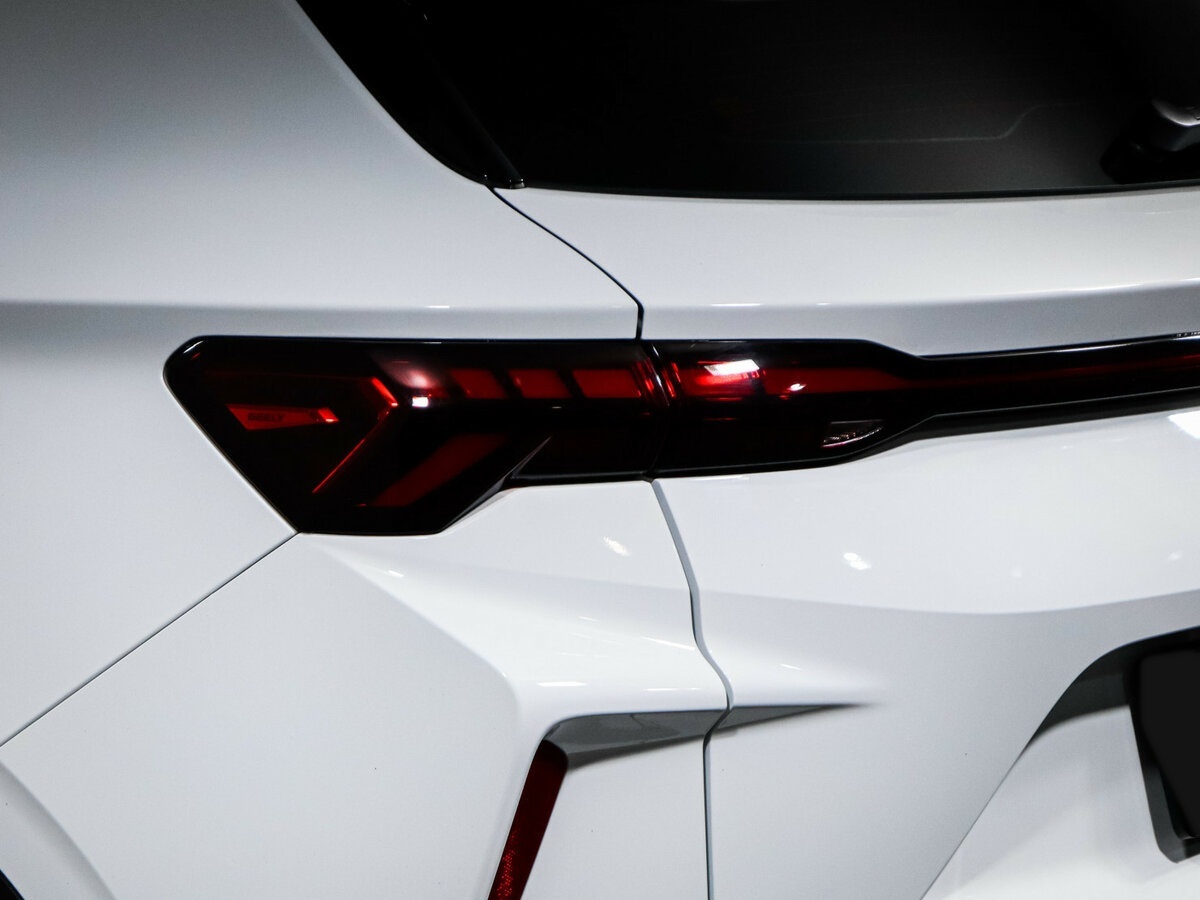 Geely Coolray I Рестайлинг, 2023 Фото №14