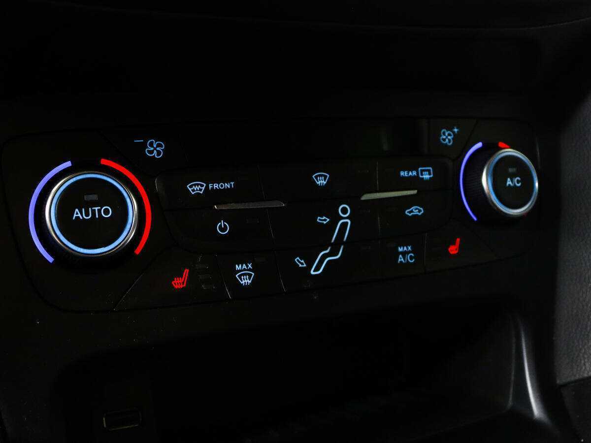 Ford Focus, 2017 Фото №13