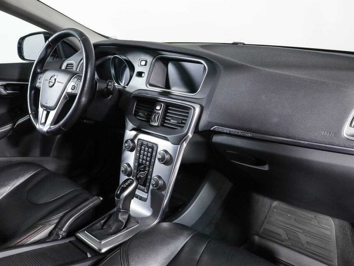 Volvo V40 Cross Country, 2016 Фото №7