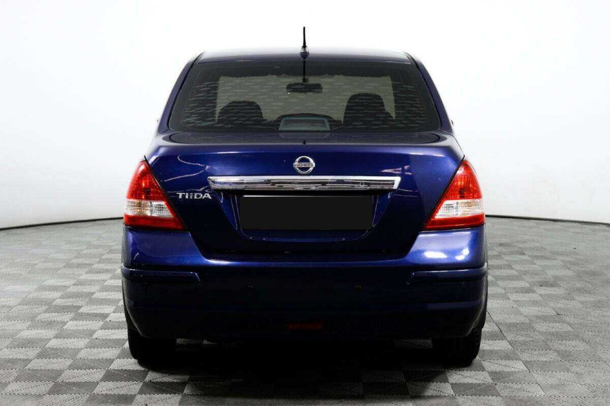 Nissan Tiida, 2010 Фото №6