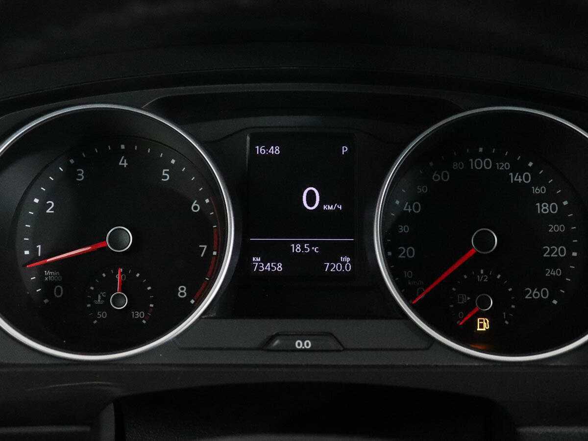 Volkswagen Tiguan L, 2018 Фото №9