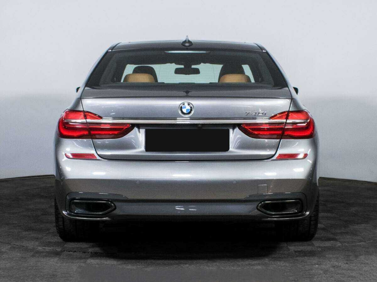 BMW 7 серии 740i, 2018 Фото №6