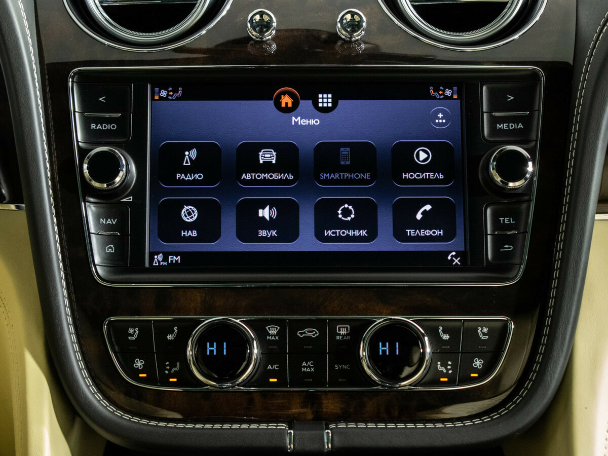 Bentley Bentayga I, 2016 Фото №17