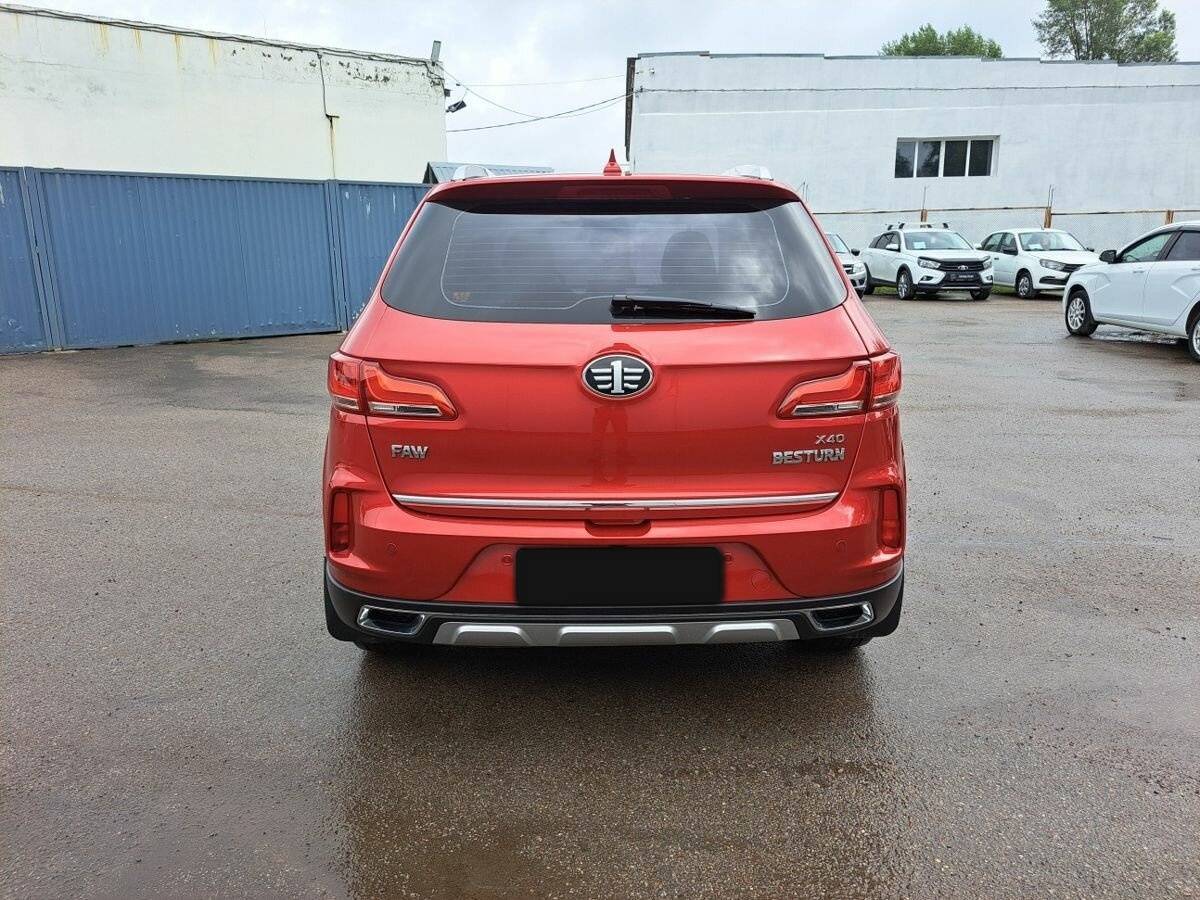 FAW Besturn X40, 2021 Фото №6