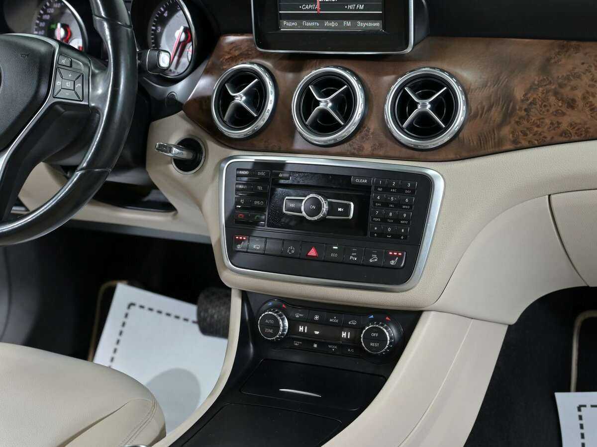 Mercedes-Benz GLA 250, 2014 Фото №10