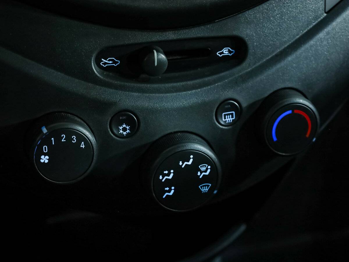 Chevrolet Spark III, 2012 Фото №11
