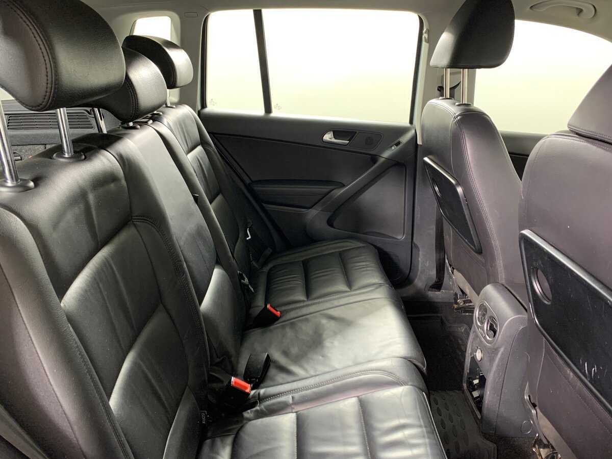 Volkswagen Tiguan, 2011 Фото №18