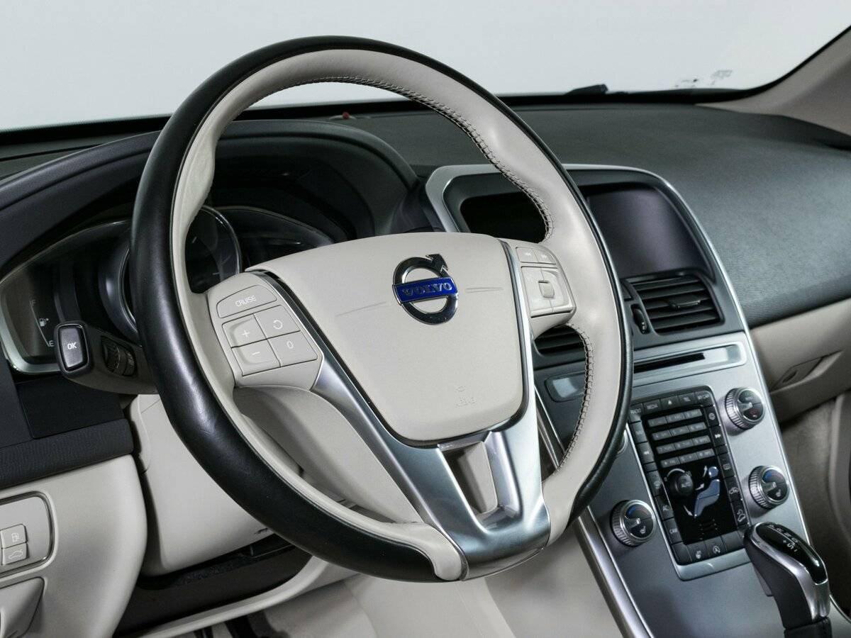 Volvo XC60, 2016 Фото №12