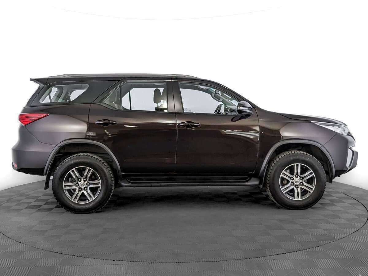 Toyota Fortuner, 2018 Фото №4