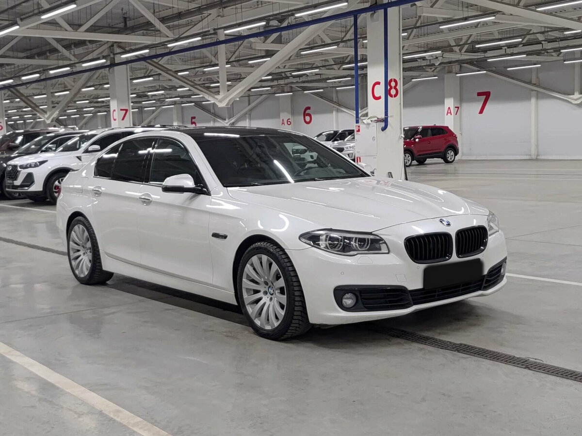 BMW 5 серии 530d xDrive VI (F10/F11/F07) Рестайлинг, 2016 Фото №3