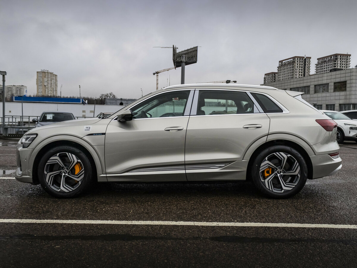 Audi e-tron 50 I, 2023 Фото №10