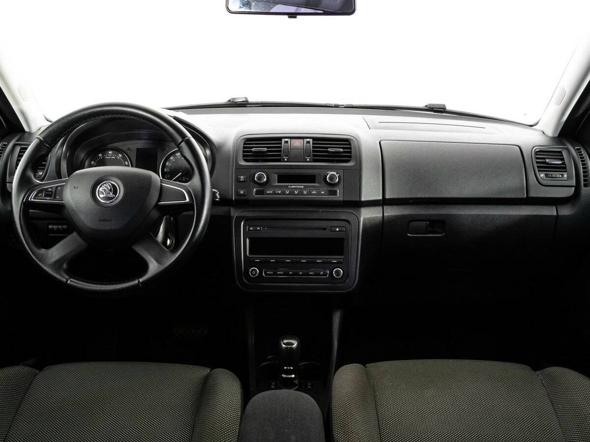 Skoda Fabia, 2013 Фото №8