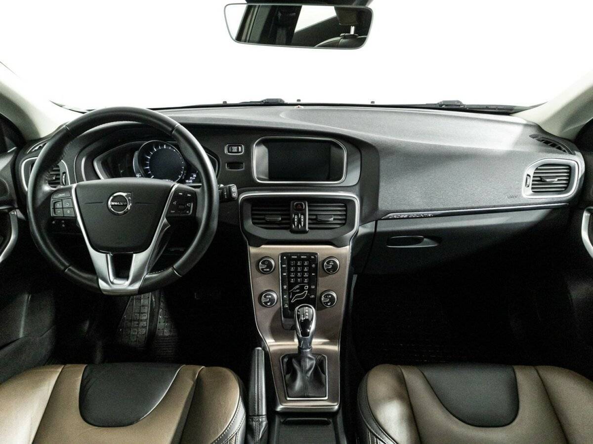Volvo V40 Cross Country, 2019 Фото №13