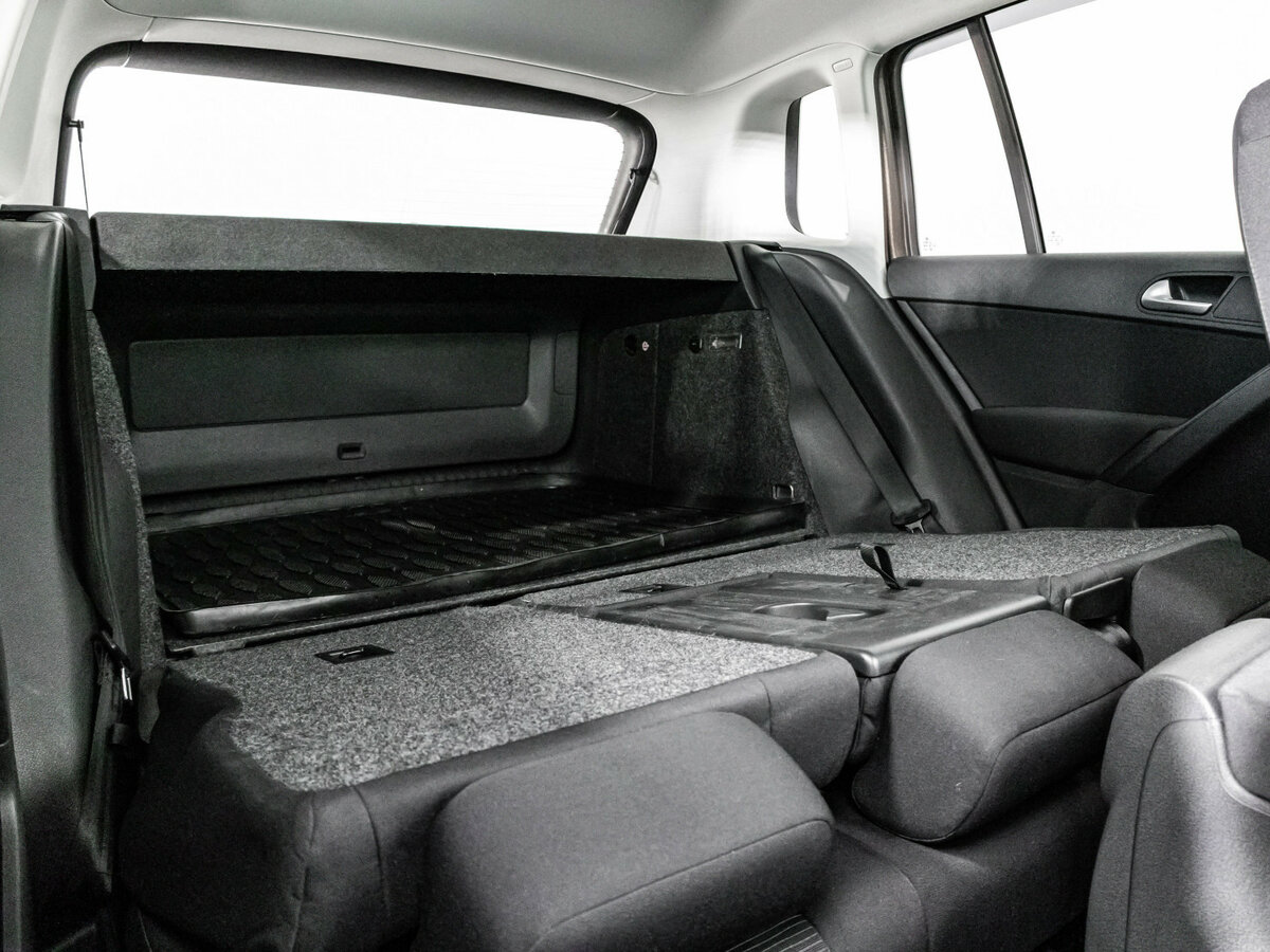 Volkswagen Tiguan I Рестайлинг, 2014 Фото №17