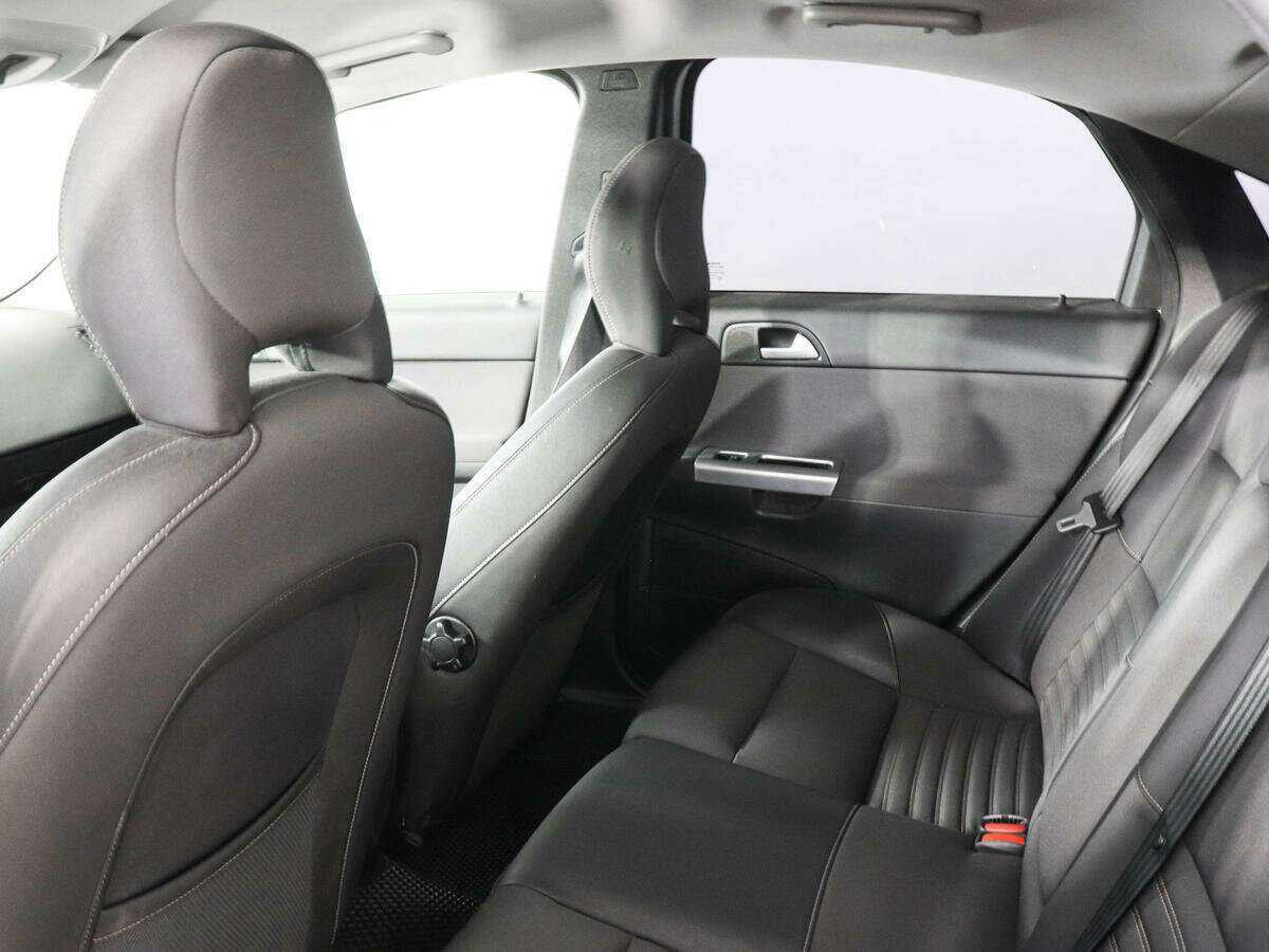 Volvo S40, 2011 Фото №8