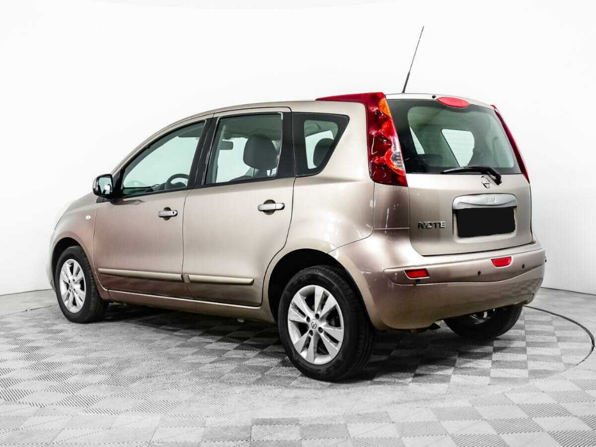Nissan Note, 2011 Фото №7