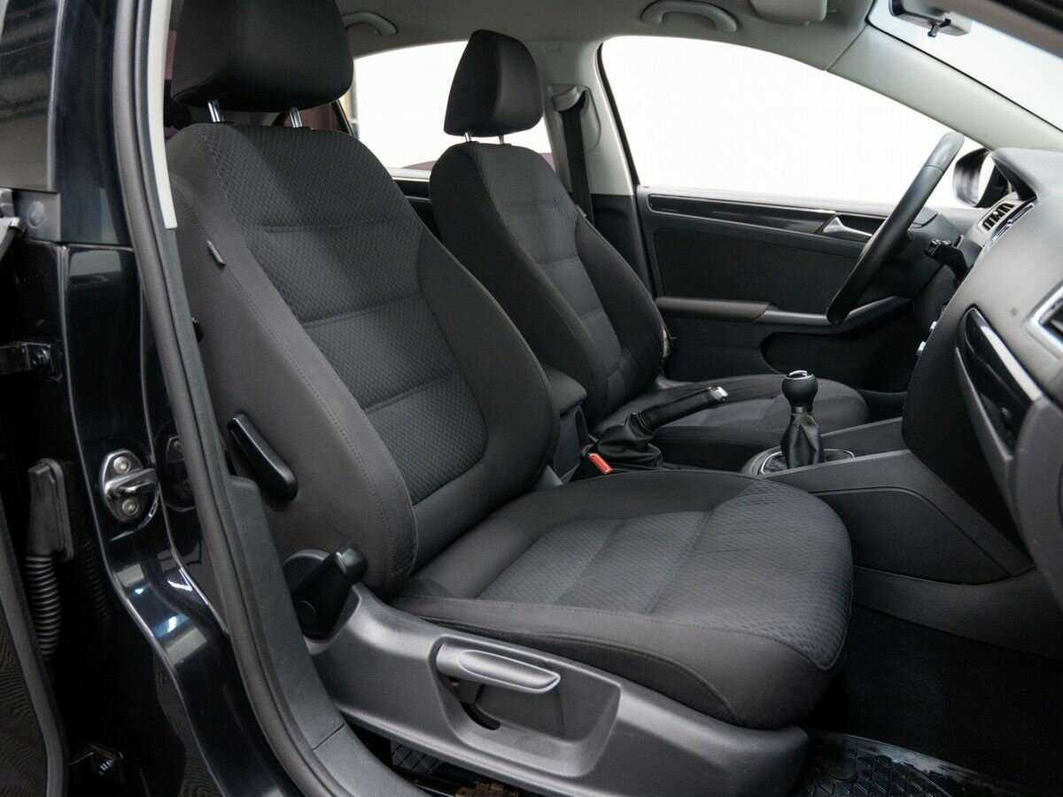 Volkswagen Jetta, 2011 Фото №8
