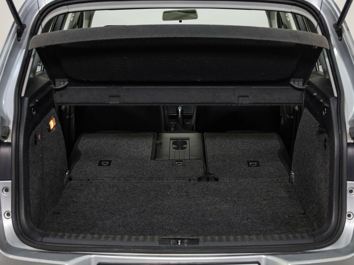 Volkswagen Tiguan I Рестайлинг, 2011 Фото №28