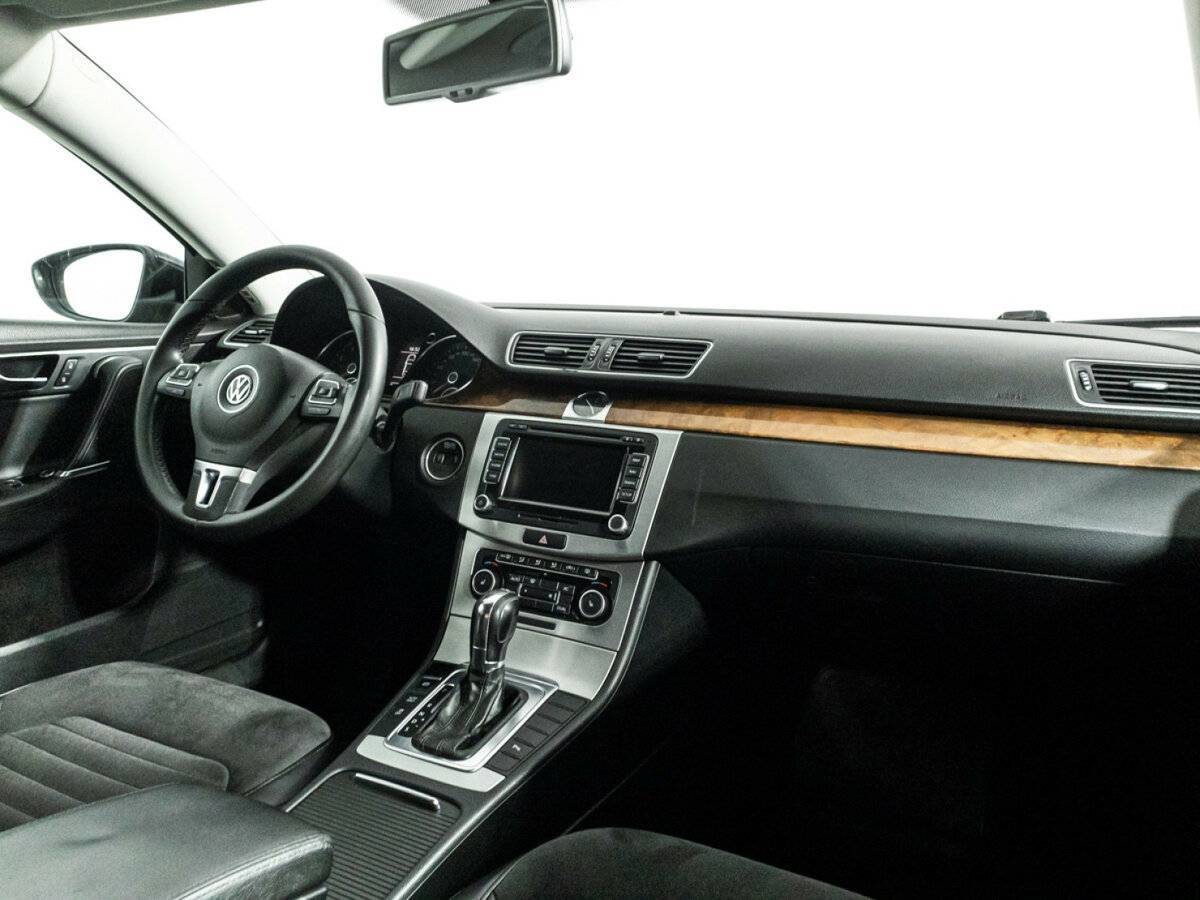 Volkswagen Passat, 2011 Фото №10