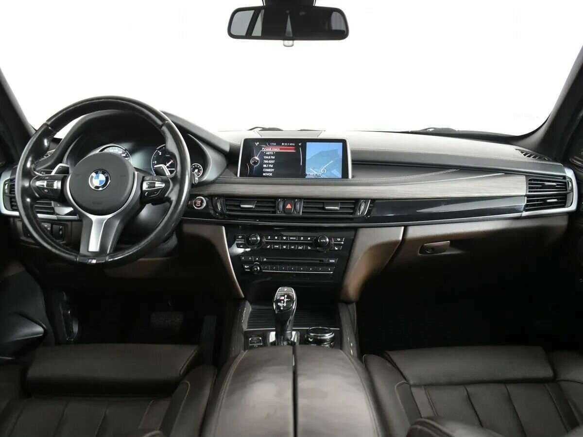BMW X5 M50d, 2015 Фото №20