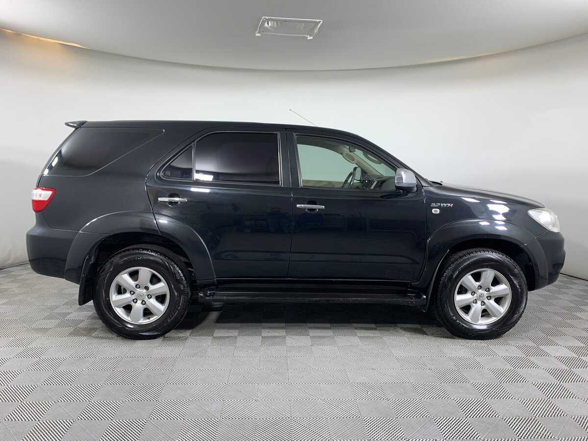 Toyota Fortuner, 2011 Фото №4