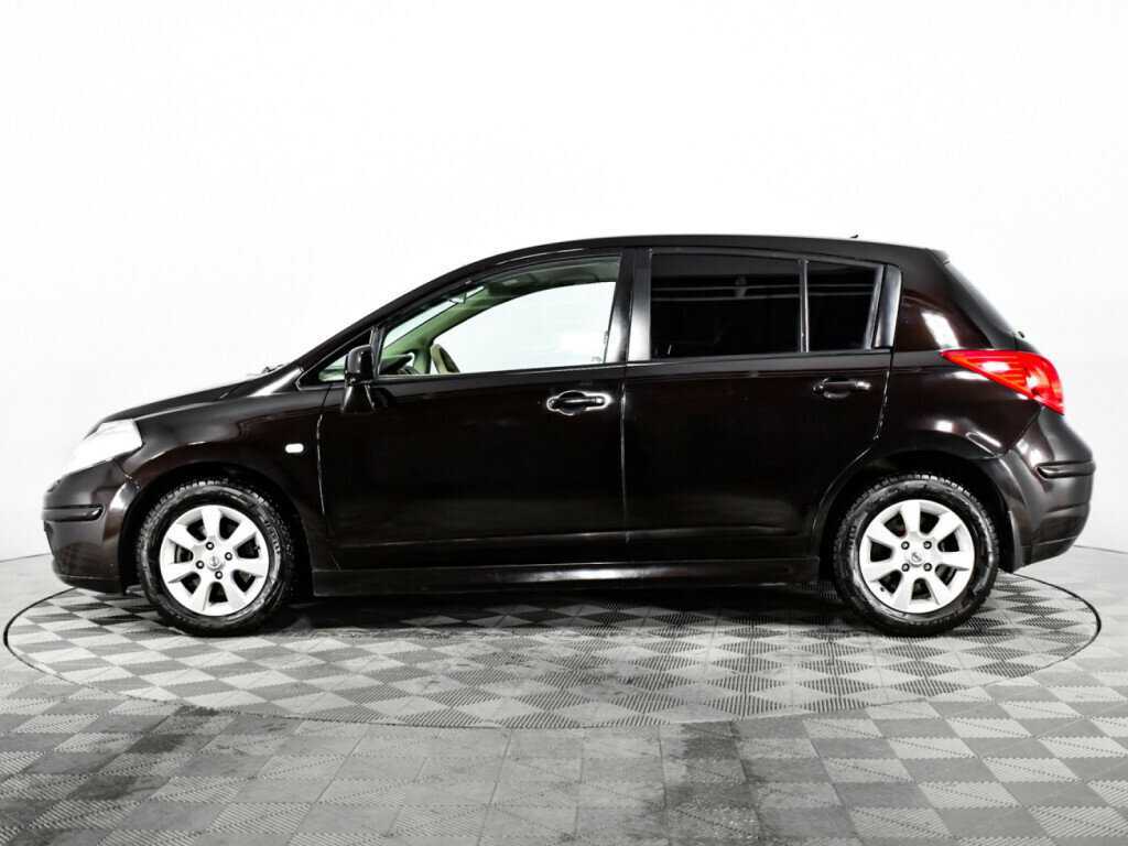 Nissan Tiida, 2011 Фото №8