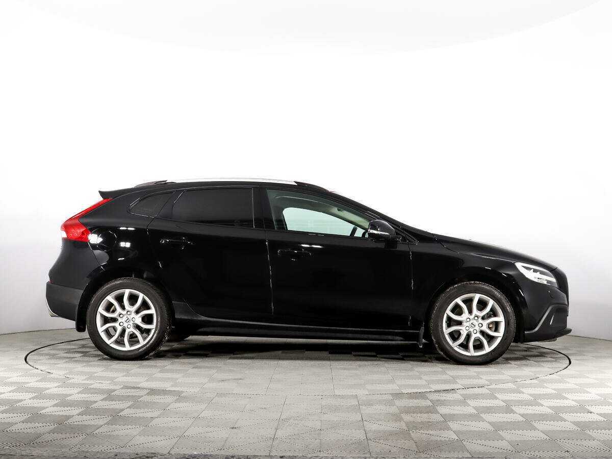 Volvo V40 Cross Country, 2017 Фото №4