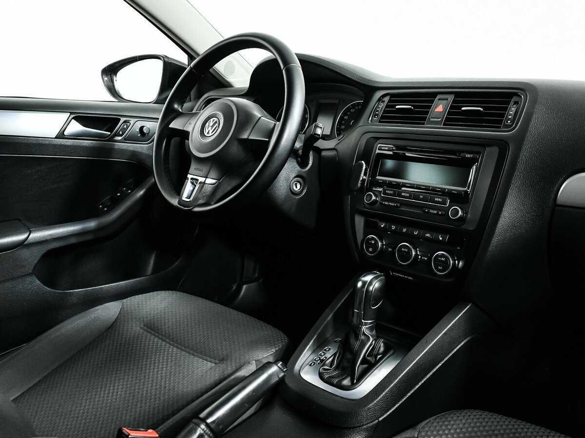 Volkswagen Jetta, 2013 Фото №9