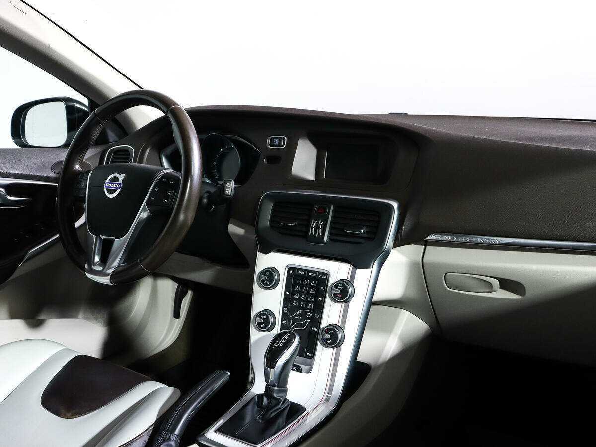 Volvo V40 Cross Country, 2014 Фото №7