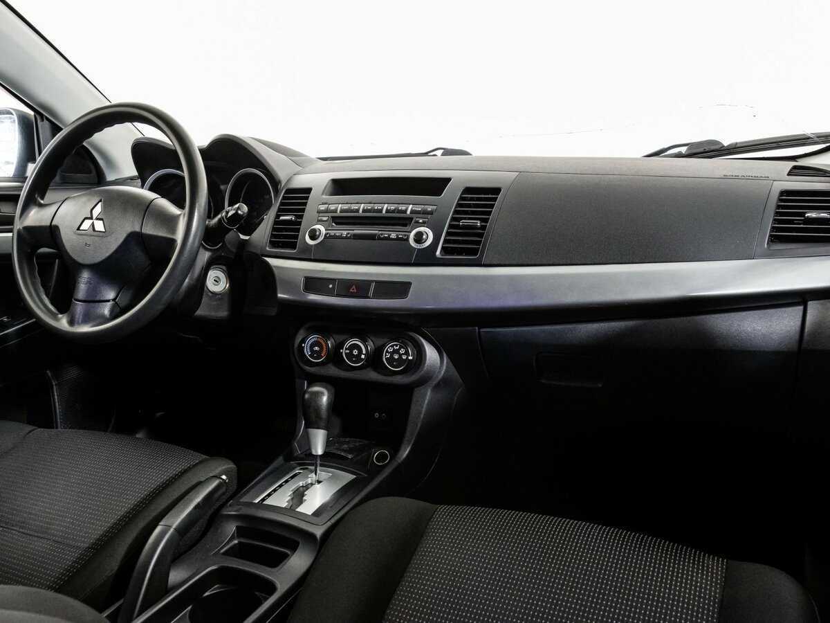 Mitsubishi Lancer, 2010 Фото №7