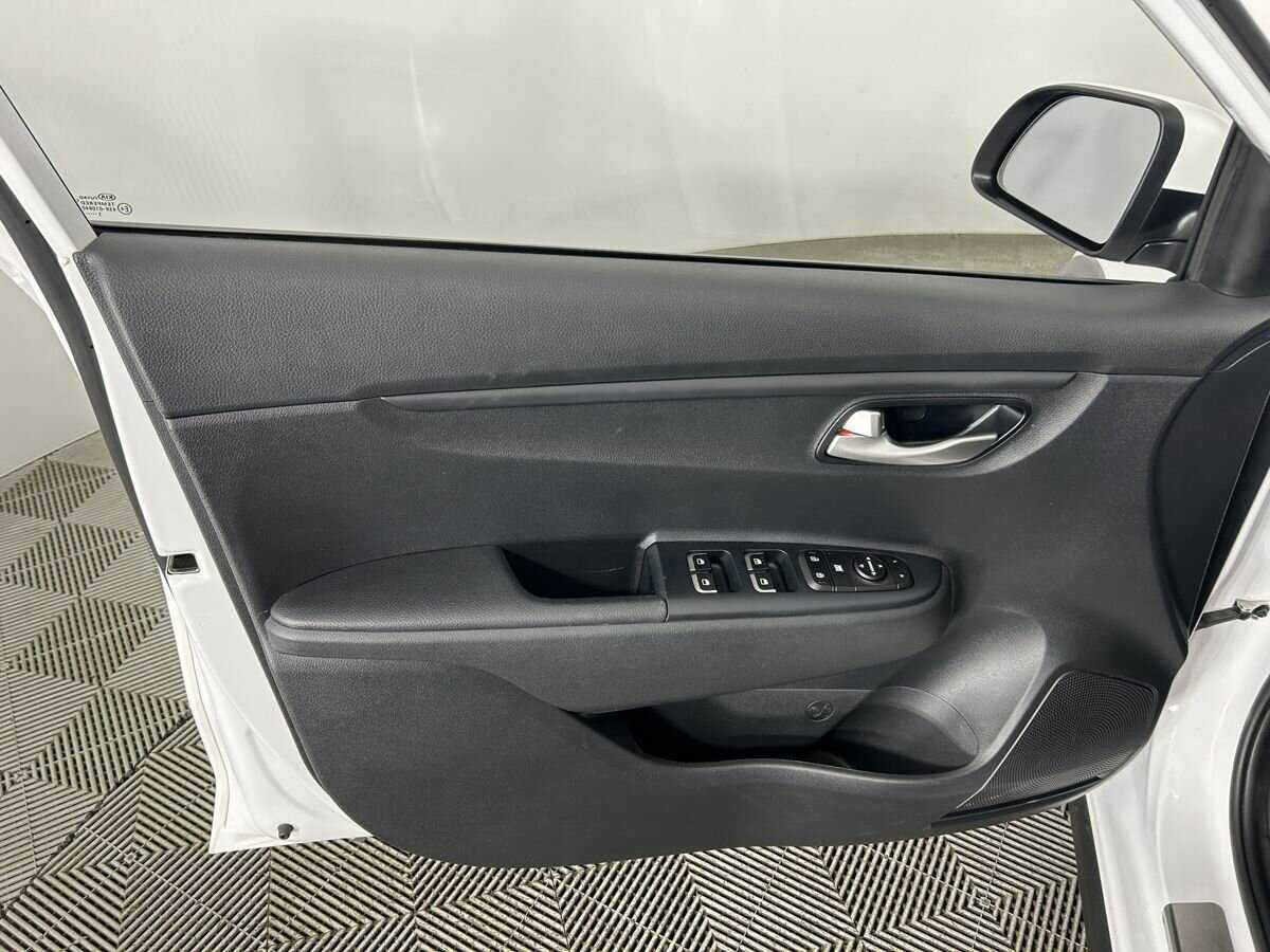 Kia Rio X, 2021 Фото №8