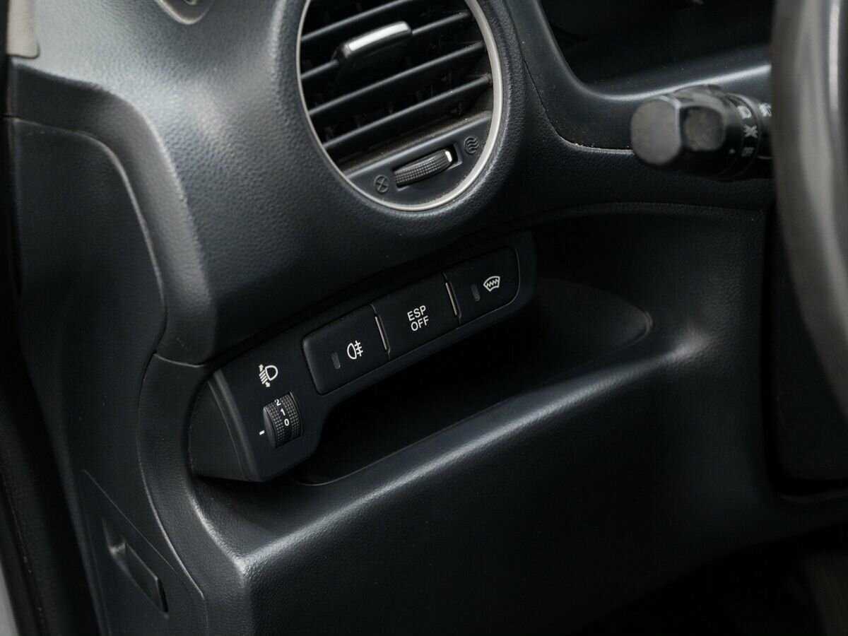 Kia Carens, 2010 Фото №14