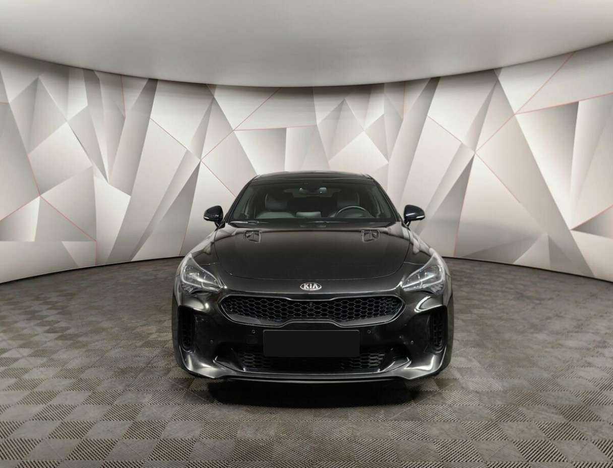 Kia Stinger, 2019 Фото №7