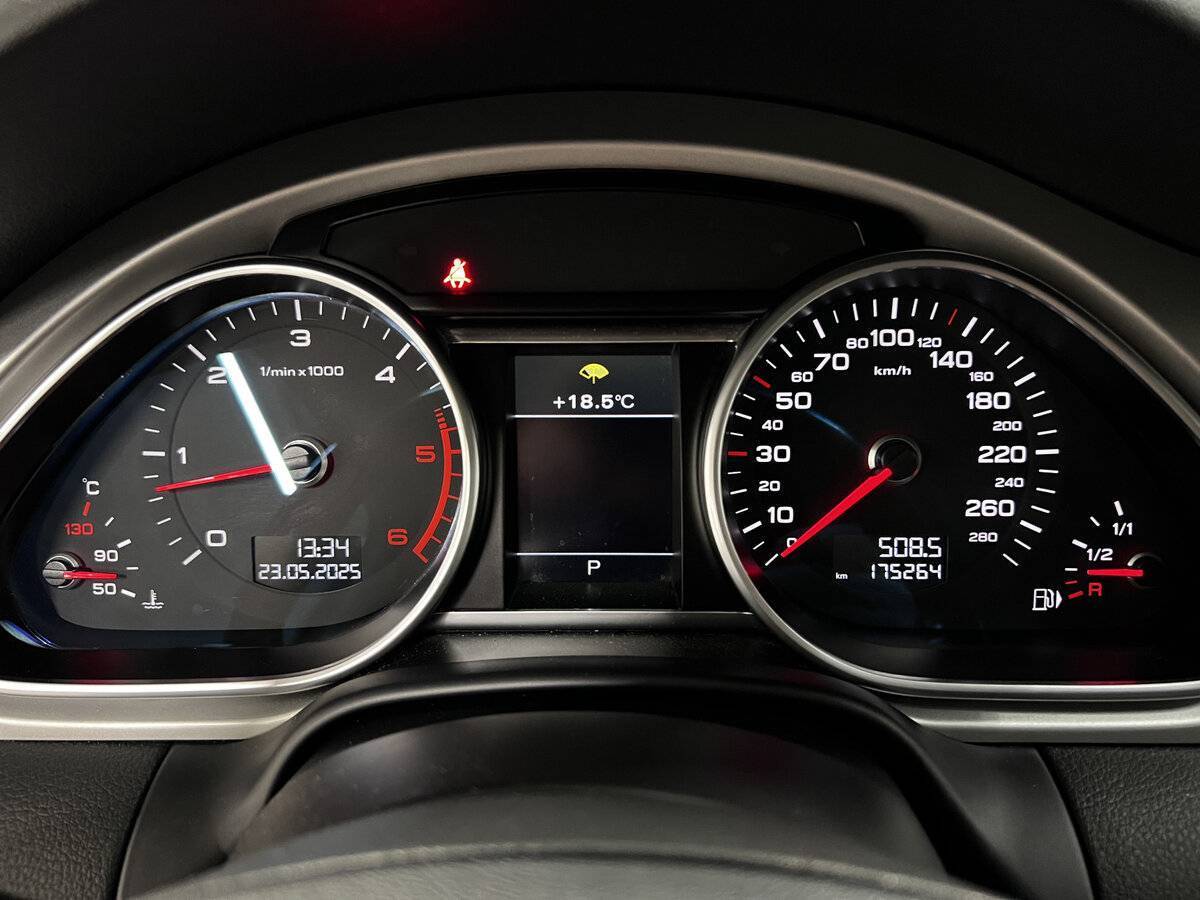 Audi Q7, 2014 Фото №13