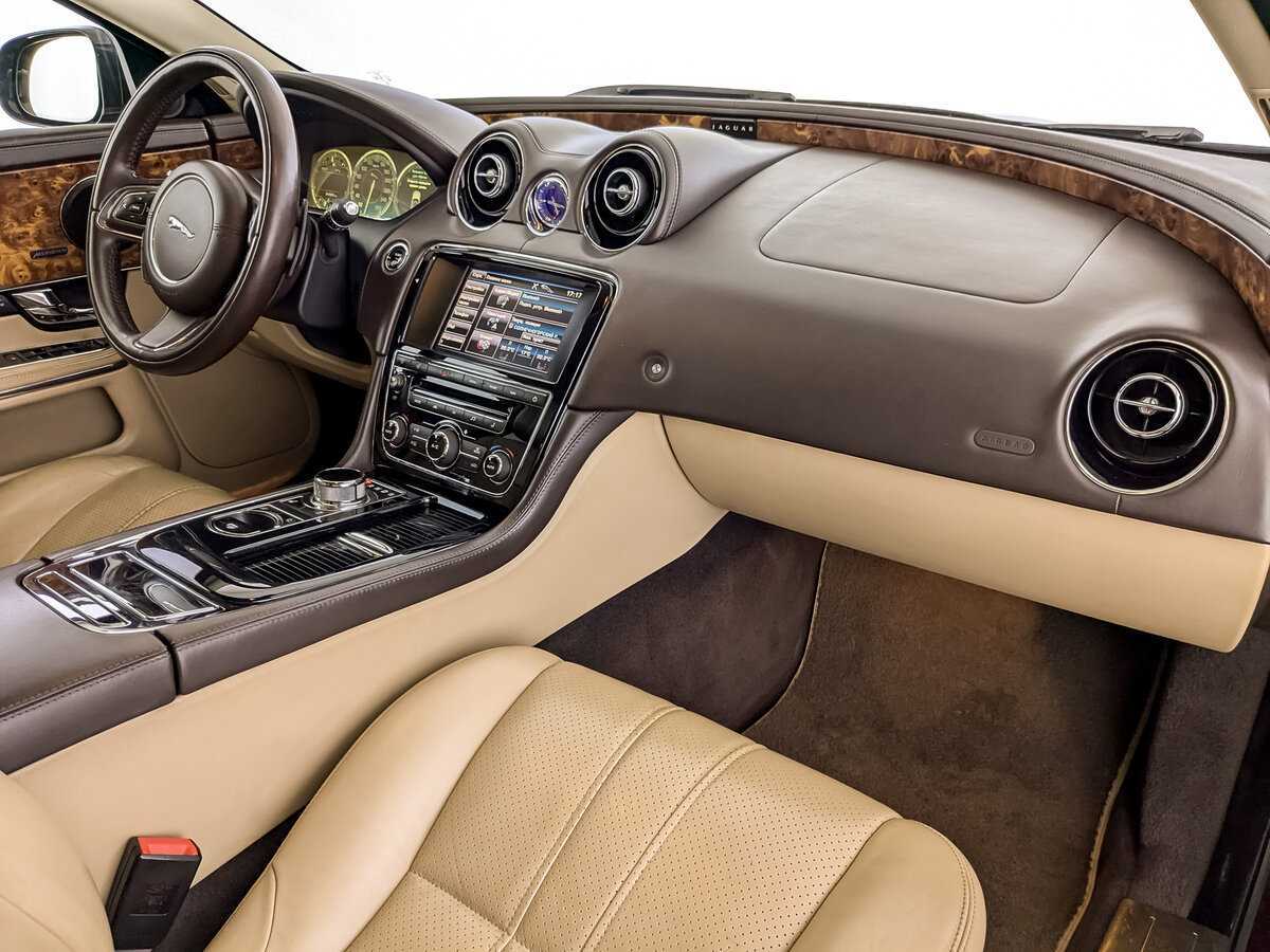 Jaguar XJ, 2012 Фото №11
