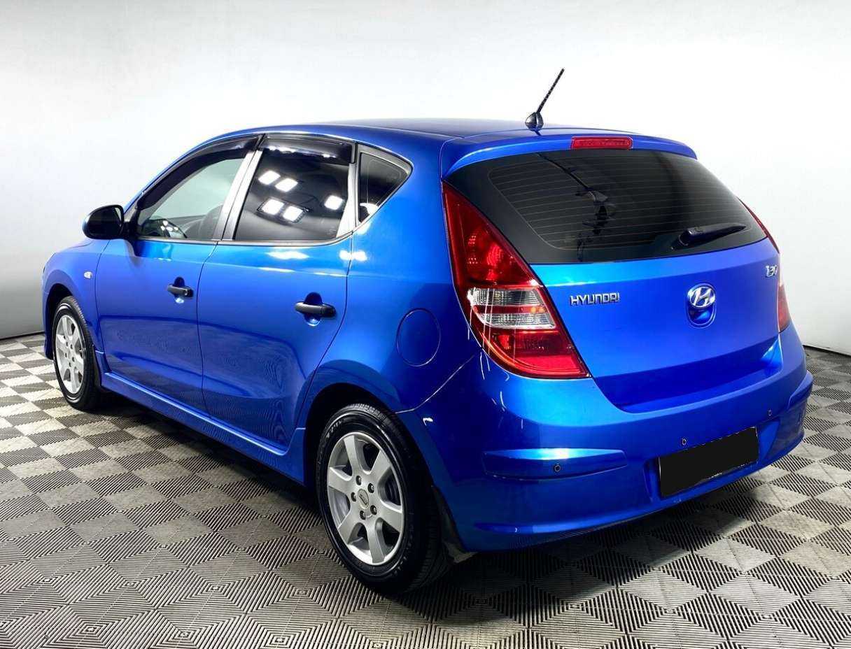 Hyundai i30, 2010 Фото №5