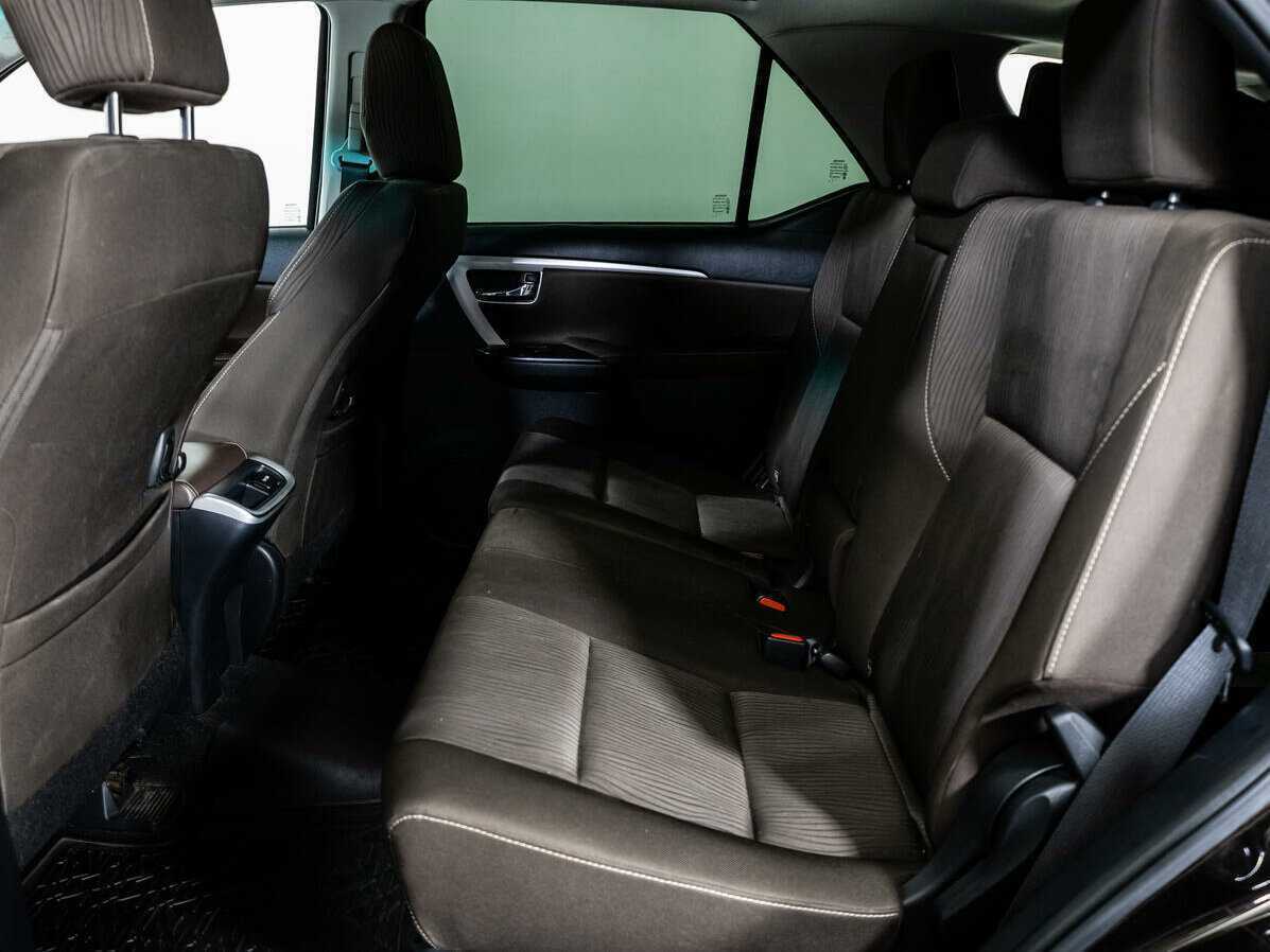 Toyota Fortuner, 2018 Фото №8