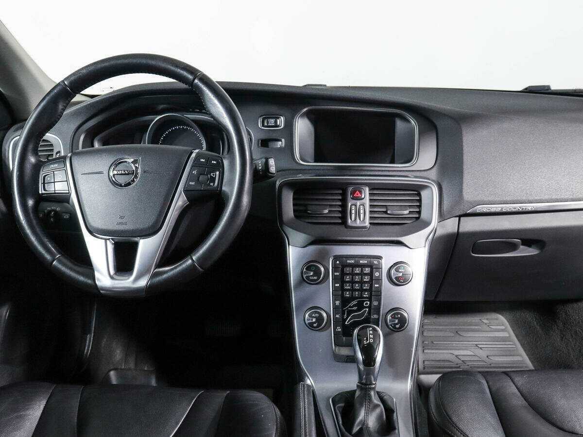 Volvo V40 Cross Country, 2016 Фото №10