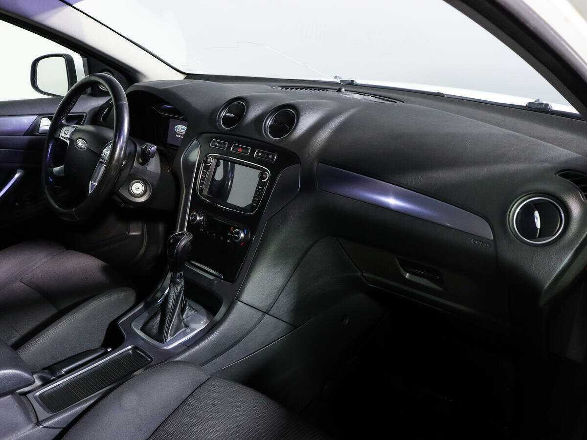 Ford Mondeo, 2010 Фото №7