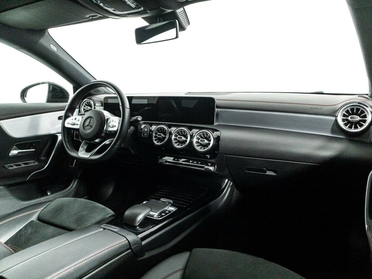 Mercedes-Benz CLA 250, 2019 Фото №9